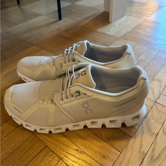 On Running Men's Light Tan Sneakers - Size 10.5 - Picture 2 of 4